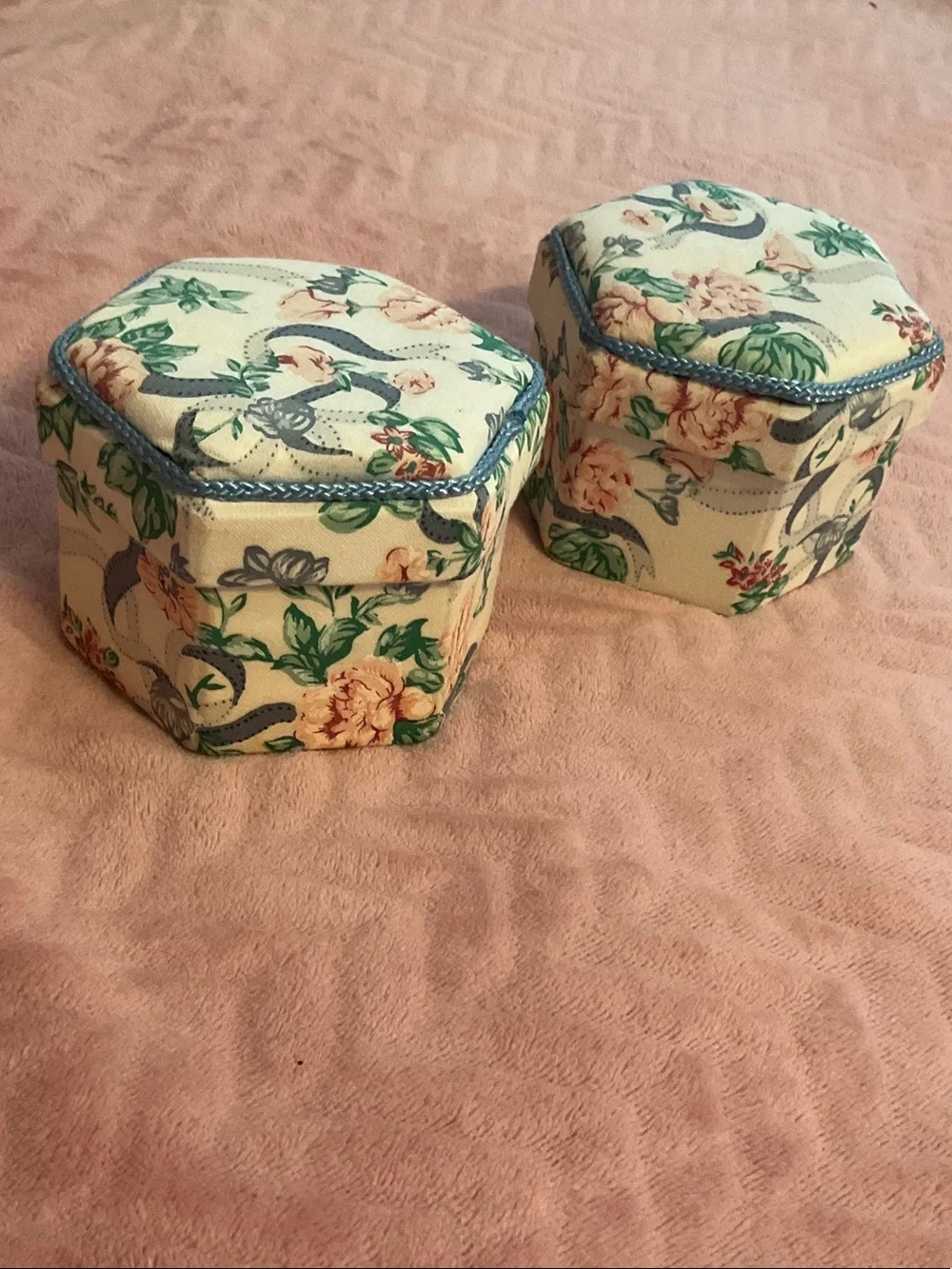 Floral Hexagon Jewelry Boxes in Cream and Blue - Brand Unspecified